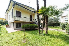 Desenzanoloft – Palm Garda Beach