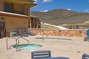 Comfortably Furnished Condo w Canyons Village View by RedAwning - Save