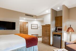 Comfortably Furnished Condo w Canyons Village View by RedAwning - Save