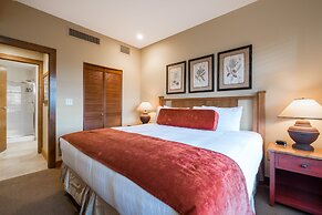 Comfortably Furnished Condo w Canyons Village View by RedAwning - Save