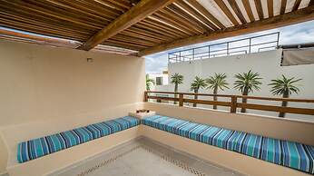 Los Elefantes D409 by Globalia