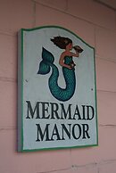 Mermaid Manor 2 Bedroom Cottage by Redawning