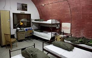 10-Z Bunker - Hostel