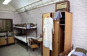 10-Z Bunker - Hostel