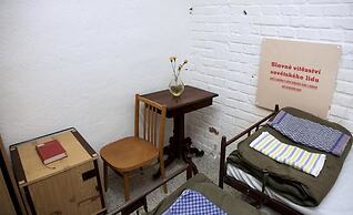 10-Z Bunker - Hostel