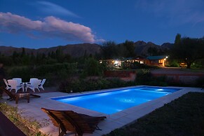 Entre Montañas y Rio