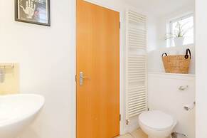 Holland Park Heights by BaseToGo