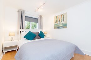 Holland Park Heights by BaseToGo