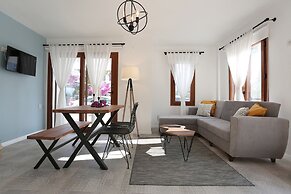 Seaside Suits Akyaka