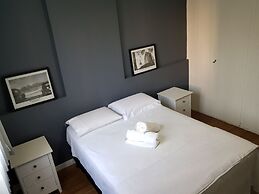 Jump in Bed Leblon 1