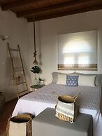 Paros Holiday Villa Alyki