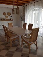 Paros Holiday Villa Alyki