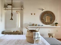 Paros Holiday Villa Alyki