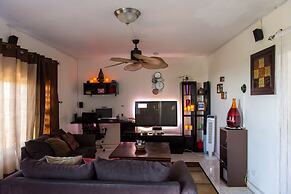 Modern Bilton Apartment