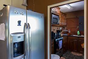 Modern Bilton Apartment