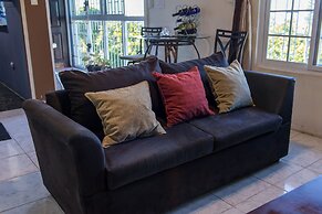 Modern Bilton Apartment