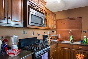 Modern Bilton Apartment