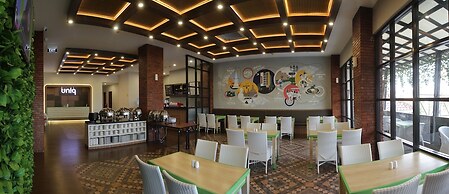 Uniq Hotel Yogyakarta