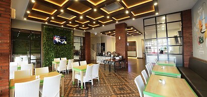 Uniq Hotel Yogyakarta