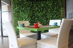 Uniq Hotel Yogyakarta