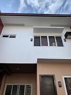 Mactan Transient Townhouse