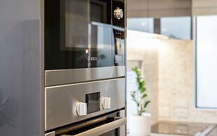 Private 3 Bedroom with Ensuite Bathrooms