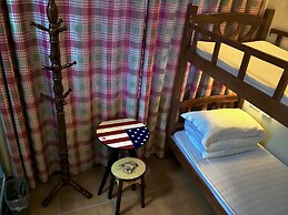 Junshe Boutique Guest House - Hostel