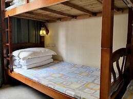 Junshe Boutique Guest House - Hostel