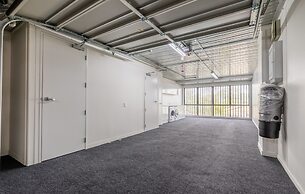 Spacious 3 Bedroom with Ensuite Bathroom