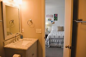 Long Grass 5 Bedroom Home by RedAwning