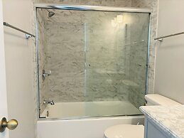 Long Grass 5 Bedroom Home by RedAwning