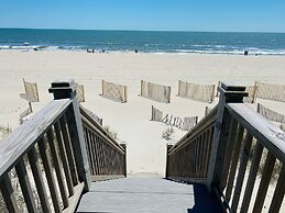 Serenity Now 3 Bedroom Home by RedAwning
