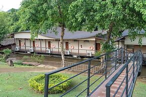Binlha Raft Resort