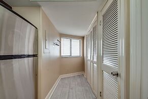 Elite Paradise 2 Bedroom Condo by RedAwning