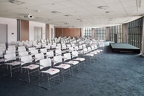 Corendon Urban Amsterdam Schiphol Airport Hotel