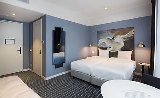 Corendon Urban Amsterdam Schiphol Airport Hotel