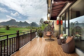 Peach Blossom Resort Hotel