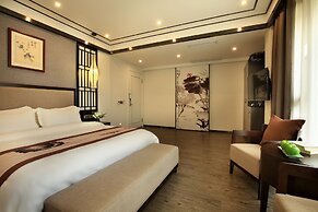 Peach Blossom Resort Hotel