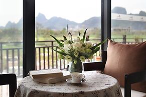 Peach Blossom Resort Hotel