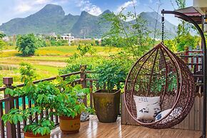 Peach Blossom Resort Hotel