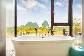 Peach Blossom Resort Hotel