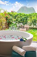 Peach Blossom Resort Hotel