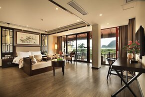 Peach Blossom Resort Hotel