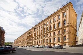 Emperoom near Summer Garden