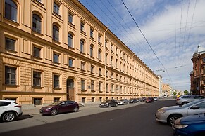 Emperoom near Summer Garden