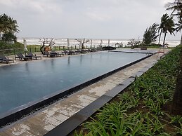 Ocean Resort 3 Bedrooms Danang Living