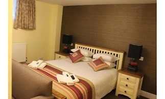 The Crown Hotel