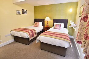 The Crown Hotel