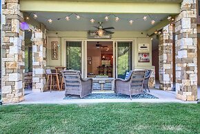 Rio Vida Rg104 3 Bedroom Condo by RedAwning