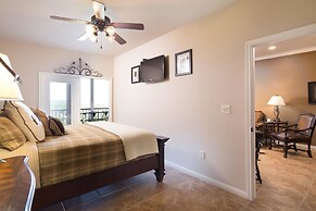 Rio Hacienda Vg306 3 Bedroom Condo by RedAwning